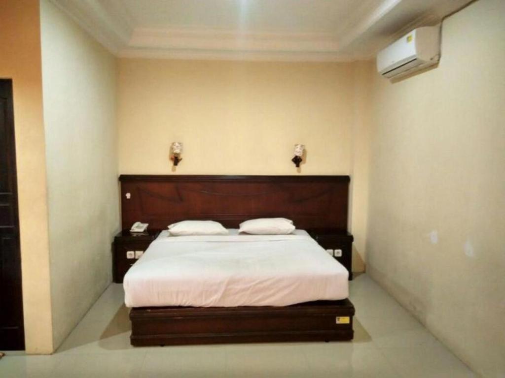 Edotel Minangkabau Padang  Exterior foto