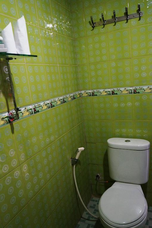 Edotel Minangkabau Padang  Exterior foto